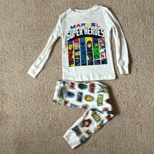 Children’s Pajama set. Size 4Y. Never worn.